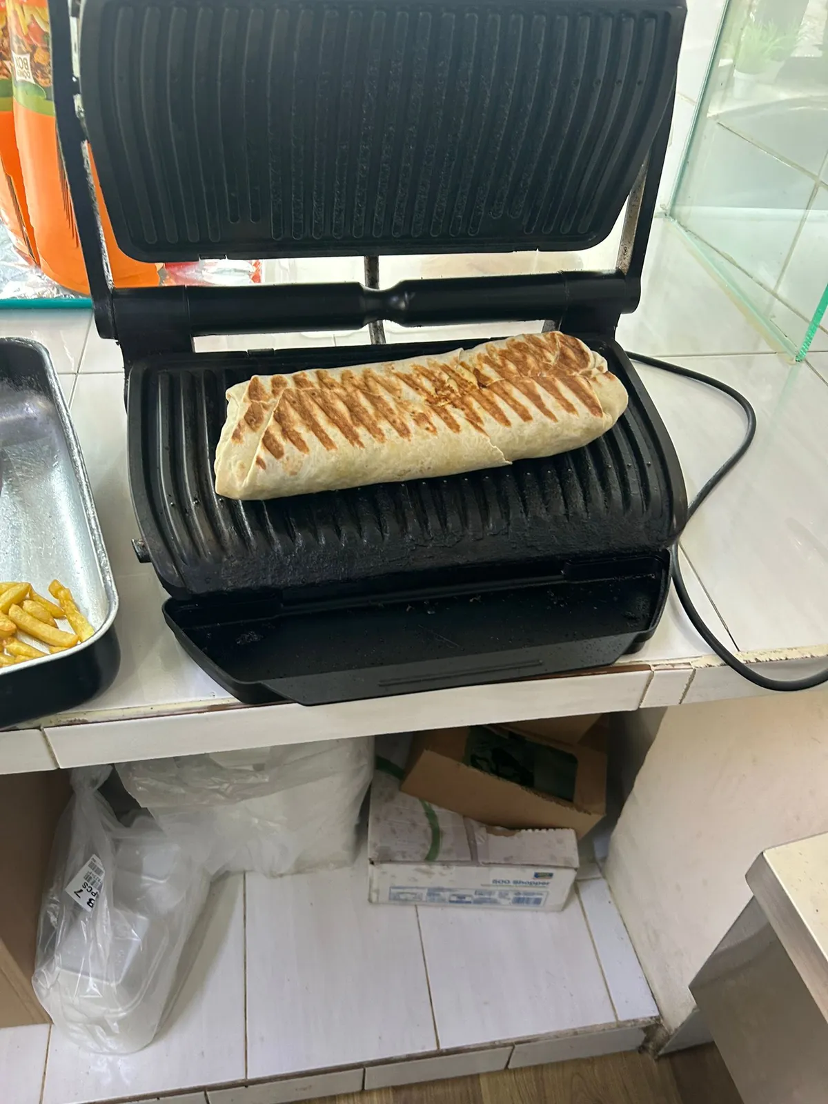 Piadina che si scalda sulla piastra